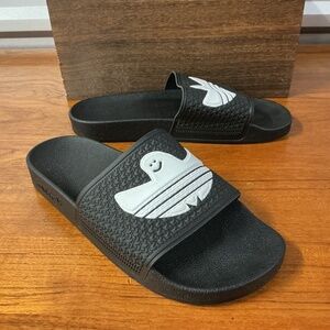 Adidas Men Shmoofoil Black White Slide Sandals FY6849 Size 11 Mark Gonzales